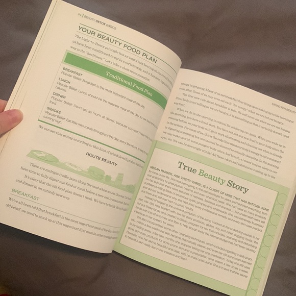 The beauty detox solution by Kimberly Snyder - Picture 3 of 3